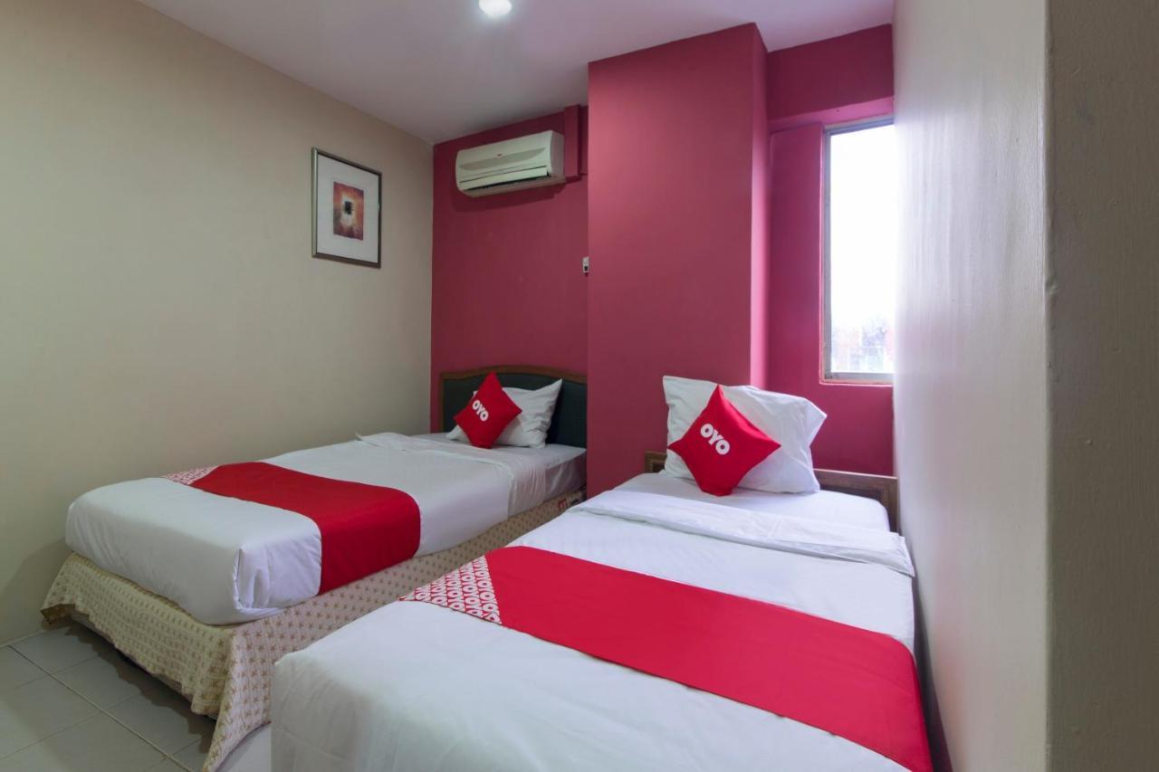 Oyo 44100 Hotel Casavilla 八打灵再也 外观 照片